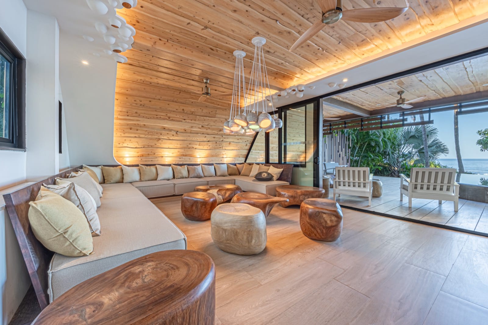 Villa Hermes — interior living space