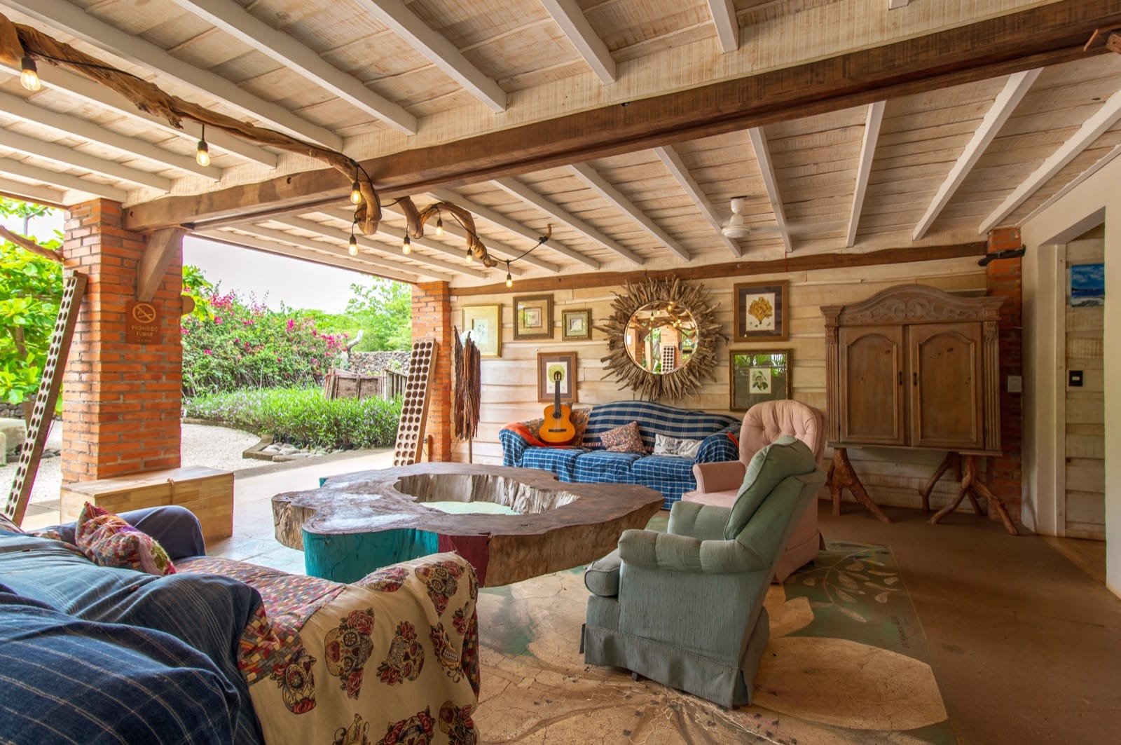 Latica — interior living space